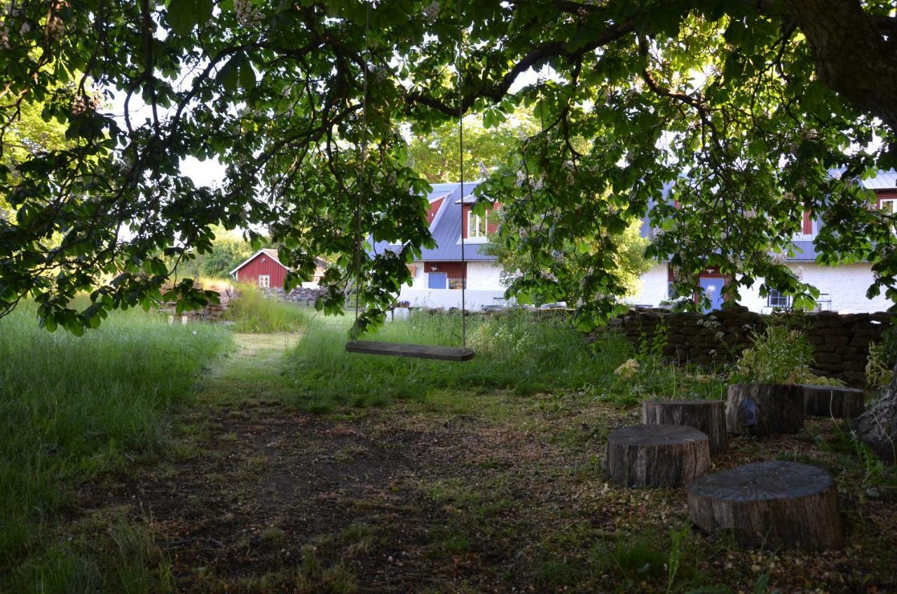 Rosenborgs Friluftspensionat Farjestaden Exterior photo